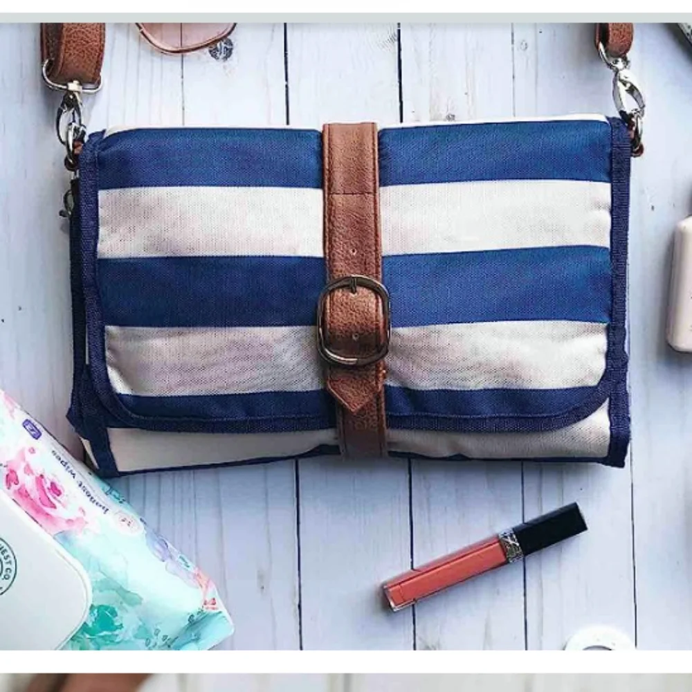 NWOT Modish mommy portable diaper bag